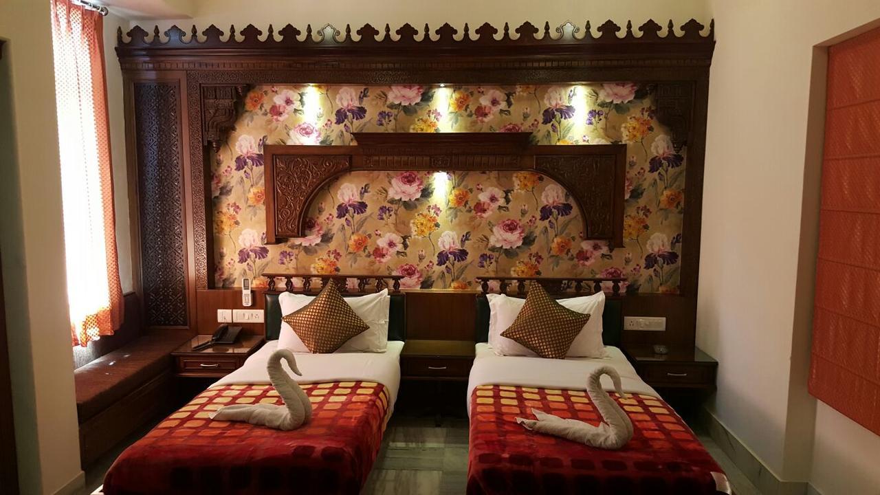 Hotel Pearl Palace Divisione di Jaipur Esterno foto